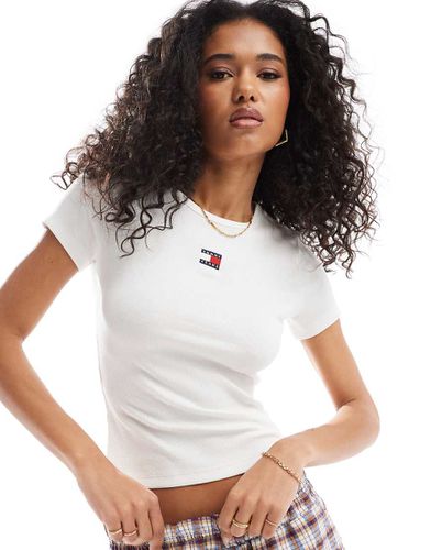 T-shirt slim bianca a coste con stemma - Tommy Jeans - Modalova