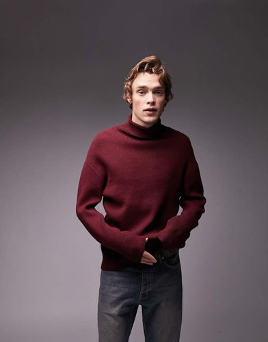 Maglione con collo alto bordeaux a coste - Topman - Modalova