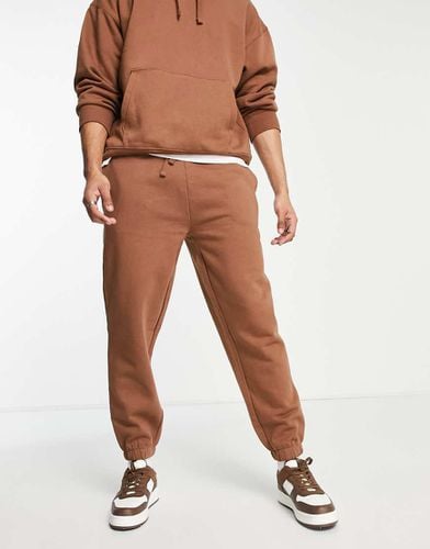 Joggers oversize marroni in coordinato - Topman - Modalova