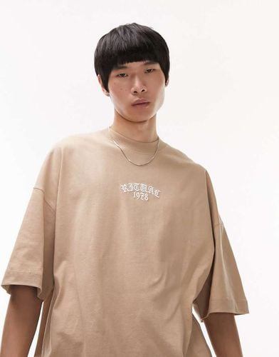 T-shirt super oversize color pietra con ricamo "Ritual 1978" - Topman - Modalova