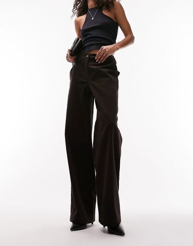 Pantaloni a coste a fondo ampio color cioccolato - Topshop - Modalova