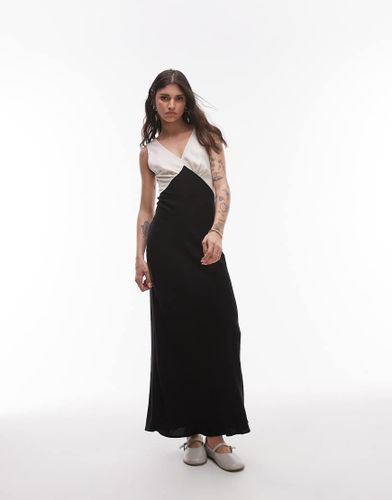 Robe mi-longue en lin avec décolleté plongeant contrastant en V - Topshop - Modalova