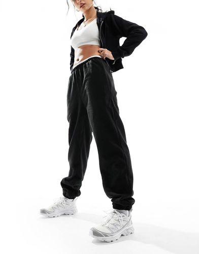 Joggers neri in pile soffice - The Couture Club - Modalova