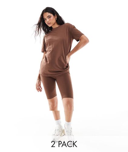 Coordinato cioccolato con pantaloncini e T-shirt oversize - Threadbare - Modalova