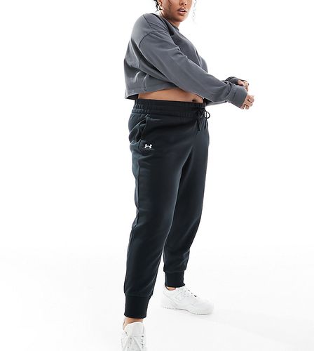 Plus - Rival - Joggers in pile neri - Under Armour - Modalova