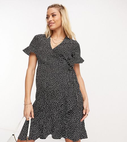 Vestito corto a portafoglio nero con stampa a pois - Vero Moda Maternity - Modalova