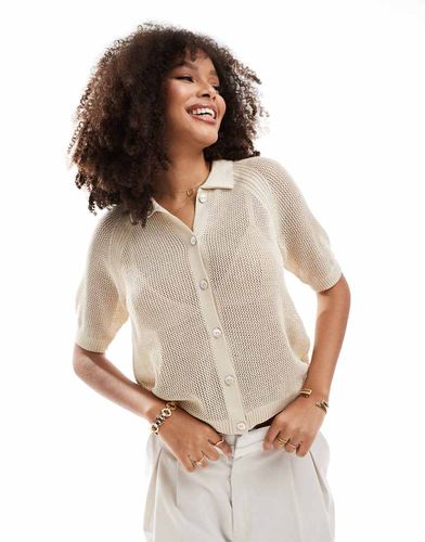 Camicia a maniche corte squadrata in maglia traforata leggera color avena - Vero Moda - Modalova