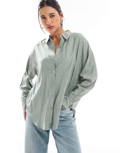 Camicia oversize e bianca a righe - Vero Moda - Modalova