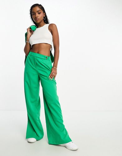 Pantaloni sartoriali a fondo ampio verdi in coordinato - Vero Moda - Modalova