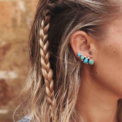 Turquoise Beading Stud Earrings - Cyan - unsigned - Modalova
