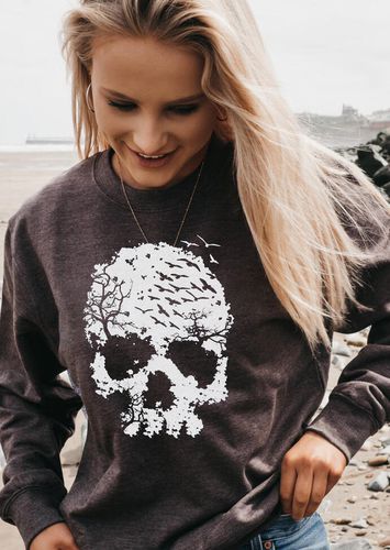 Halloween Skull Forest Long Sleeve Pullover Sweatshirt - Dark Grey - unsigned - Modalova