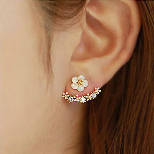 Rhinestone Daisy Flower Back Hanging Stud Earrings - unsigned - Modalova