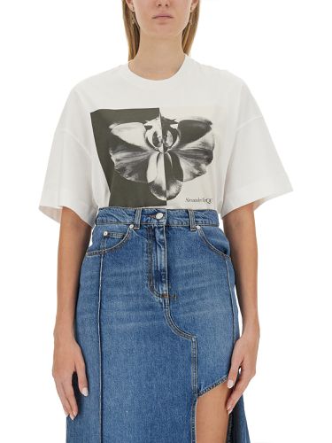 Photographic orchid t-shirt - alexander mcqueen - Modalova