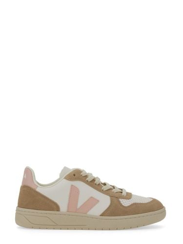 Veja sneaker "v-10" - veja - Modalova