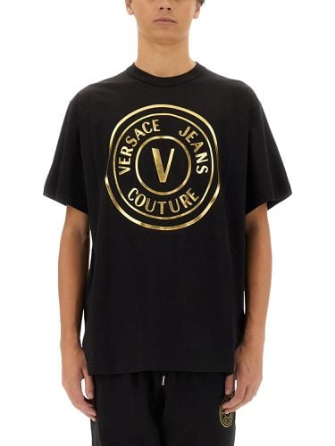 V-emblem" t-shirt - versace jeans couture - Modalova