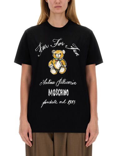 Moschino t-shirt with logo - moschino - Modalova