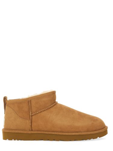 Ugg boot classic ultra mini - ugg - Modalova