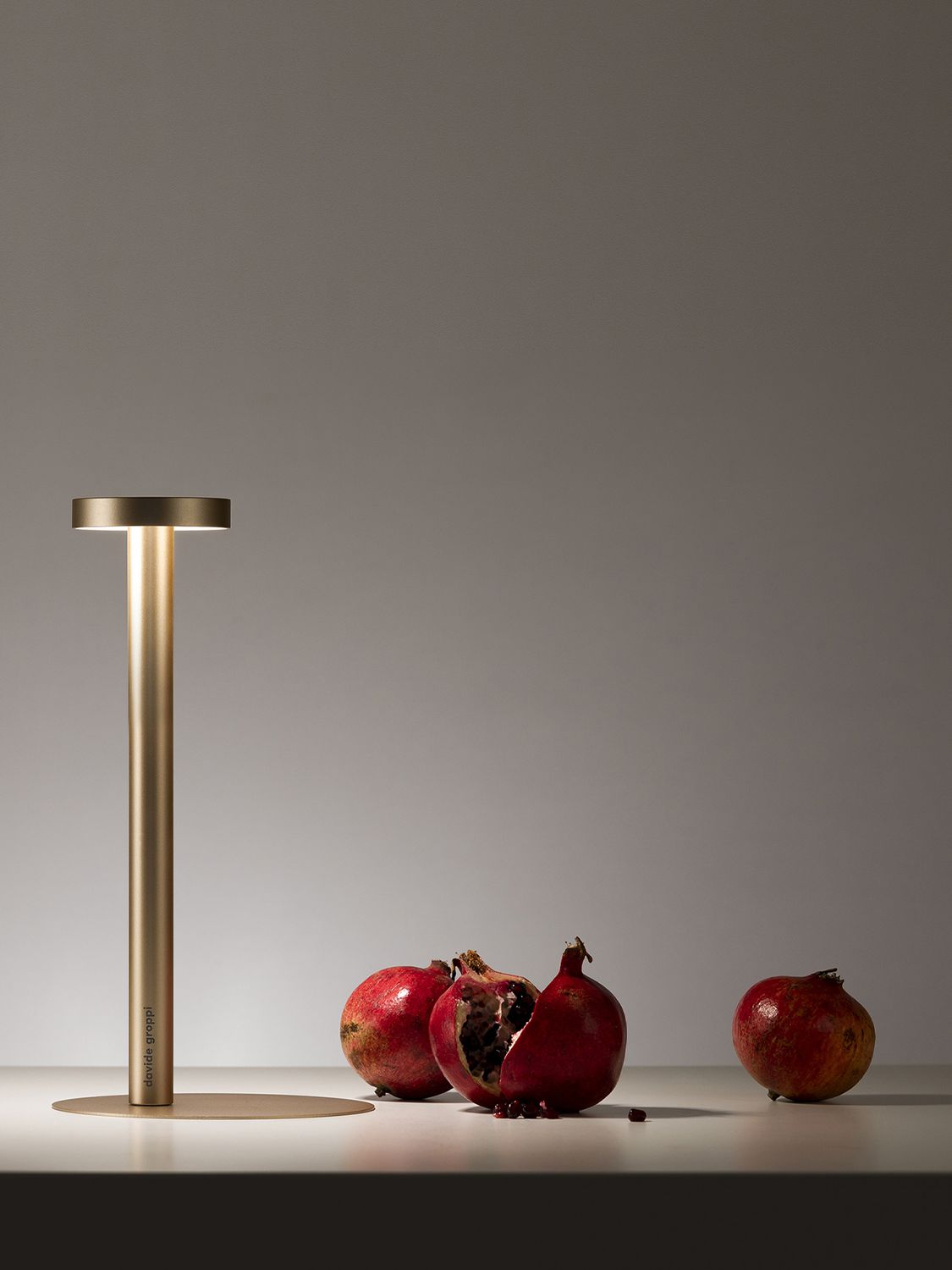 Tetatet Matte Gold Table Lamp - DAVIDE GROPPI - Modalova