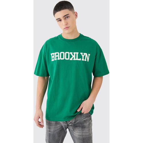 Camiseta Oversize Con Estampado Universitario De Brooklyn - boohoo - Modalova