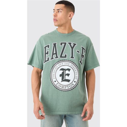 Oversized Easy E Wash License T-Shirt - boohoo - Modalova