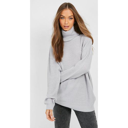 Maglione oversize in maglia a coste con collo alto - boohoo - Modalova