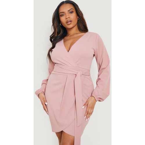 Vestito scaldacuore Plus Size con fascia allacciata in vita - boohoo - Modalova