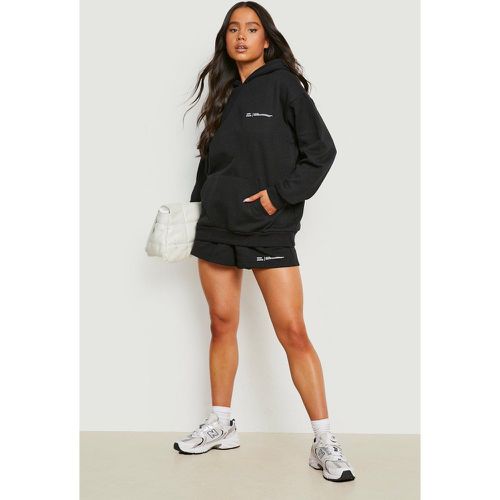 Tuta sportiva corta Petite Dsgn Studio con cappuccio - boohoo - Modalova