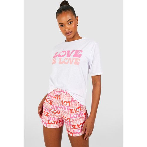 Pijama Tall De Pantalón Corto Y Camiseta Con Eslogan Love Is Love - boohoo - Modalova