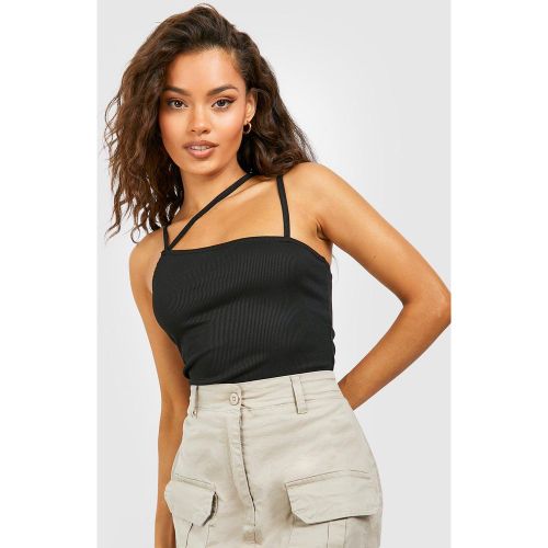 Crop top a coste asimmetriche con spalline - boohoo - Modalova