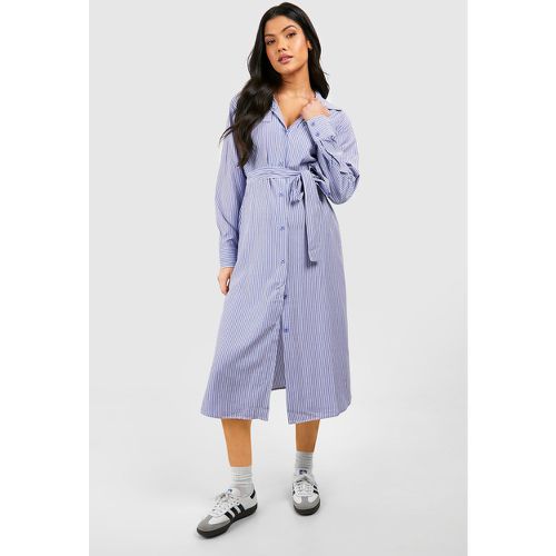 Vestito a camicia Premaman a righe con laccetti in vita - boohoo - Modalova