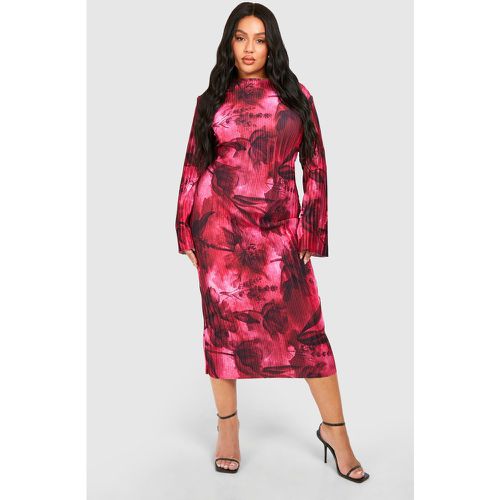 Plus Plisse Floral Print Flare Sleeve Midaxi Dress - boohoo - Modalova