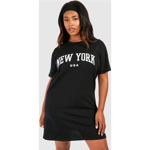 Plus New York Printed T-Shirt Dress - boohoo - Modalova