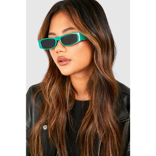 Rectangle Green Tinted Sunglasses - boohoo - Modalova