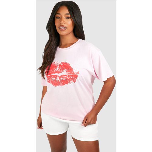 Plus Lips Print T-shirt, Pink - boohoo - Modalova