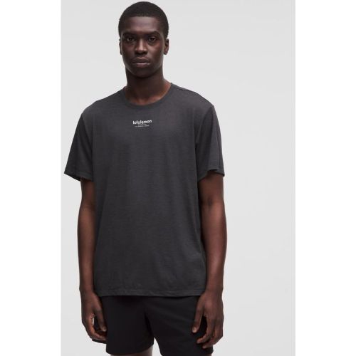 “ T-Shirt d'entraÃ®nement en maille lÃ©gÃ¨res â€“ Noir â€“ Taille XS - lululemon - Modalova