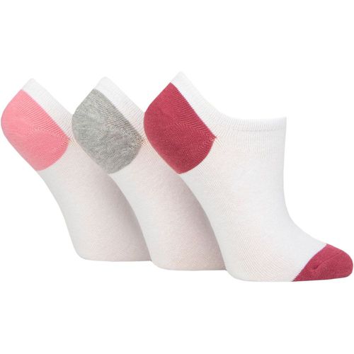 Ladies 3 Pair Plain and Patterned Cotton Trainer Socks / Pink / Grey Heel & Toe 4-8 Ladies - Pringle - Modalova