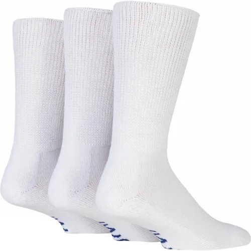 An essential for anyone dealing with the side-effects of diabetes, or any man who finds tight socks cause him circulatory problems, our comfortable IO - IOMDS42H3WTE - Modalova