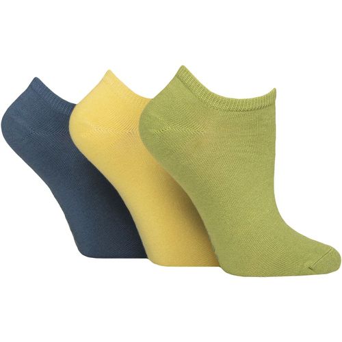 Women's 3 Pair Bamboo Trainer Socks with Smooth Toe Seams Ocean View Plain 4-8 - SockShop - Modalova