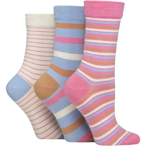 Women's 3 Pair Gentle Bamboo Socks with Smooth Toe Seams in Plains and Stripes Ocean View 4-8 - SockShop - Modalova