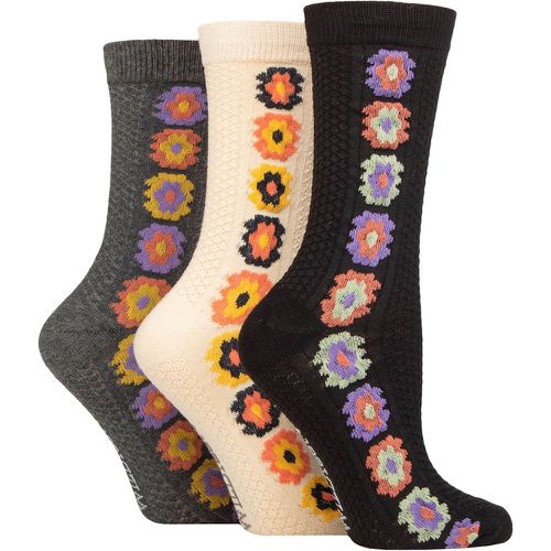 Women's 3 Pair SOCKSHOP Textured Knit Cotton Socks Flowers 4-8 - Wildfeet - Modalova