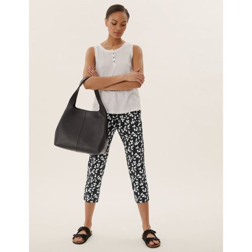 Mia Slim Fit Floral Cropped Trousers - Marks & Spencer - Modalova