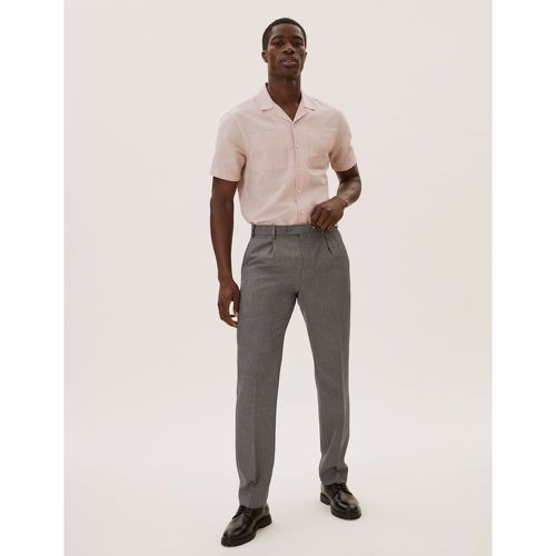 Regular Fit Single Pleat Trousers - Marks & Spencer - Modalova