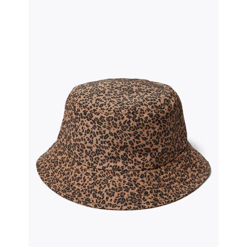 Animal Print Bucket Hat with Stormwear™ beige - Marks & Spencer - Modalova