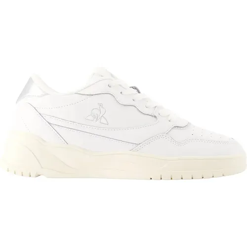 Entwickelt speziell für Frauen, lcs alma ist ein anspruchsvolles Alltagsschuhwerk, das elegantes Design mit einem Obermaterial aus Leder und einer we - MAG8428008 - Modalova