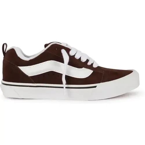 Die Vans Knu Skool sind ikonische Sneakers, die Stil und Komfort vereinen. Mit ihrem retro-inspirierten Design aus den 90ern sind diese Schuhe perfekt - MAG10820599 - Modalova