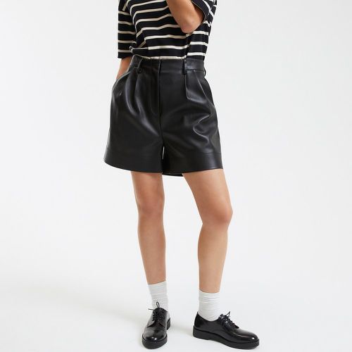 Faux Leather Shorts with Pleat Front - LA REDOUTE COLLECTIONS - Modalova