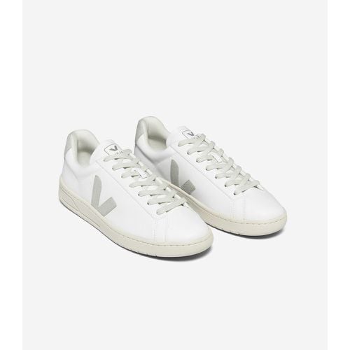 Urca Trainers in Organic Cotton Canvas - Veja - Modalova