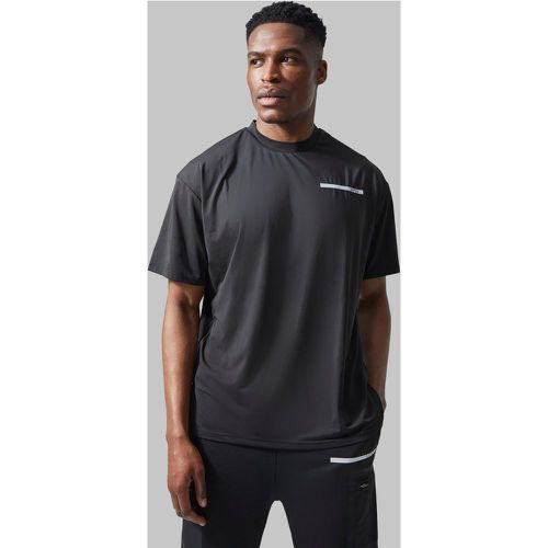 Camiseta Oversize Man Active Resistente - boohoo - Modalova