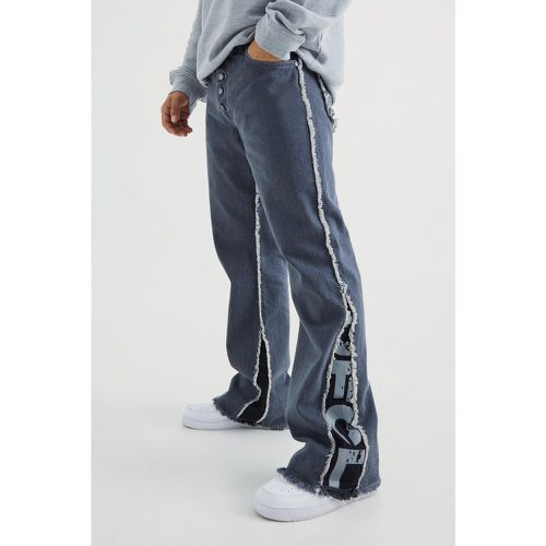 Jeans a zampa in denim rigido rilassati con pannelli - boohoo - Modalova