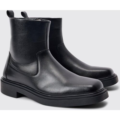 Pu Square Toe Zip Up Boot In Black - boohoo - Modalova